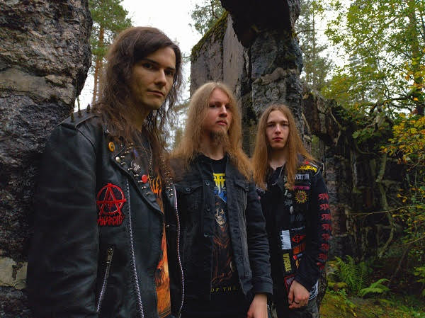 Fiński zespół grający progressive thrash metal Krateros wyda w styczniu debiutancką EP-kę – pierwszy singiel „Linguicide” już dostępny!