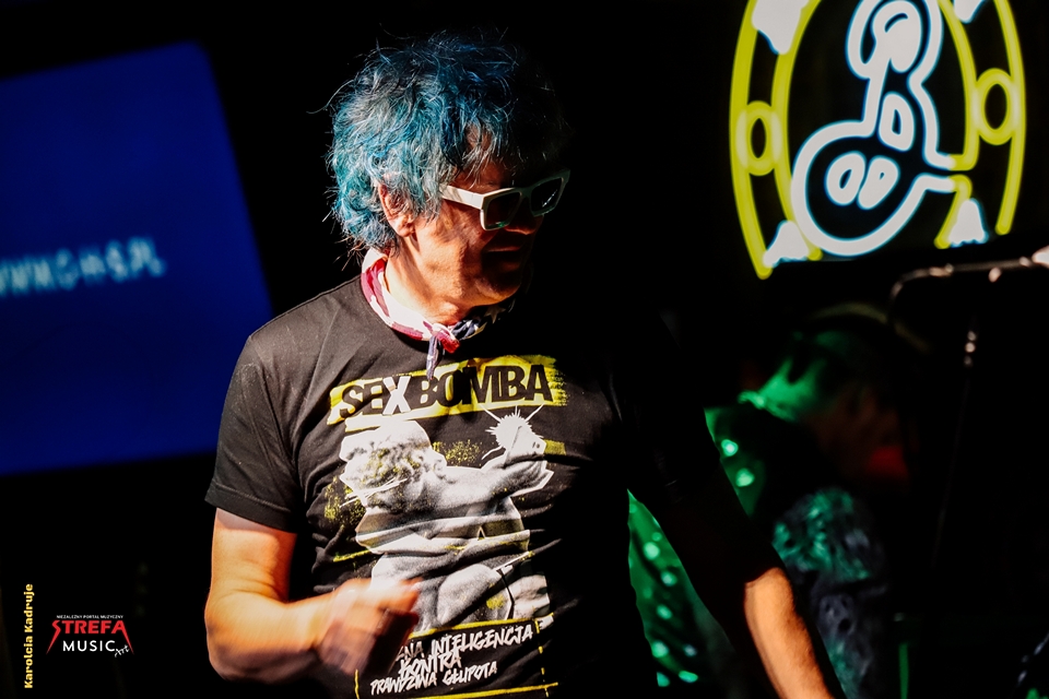 SexBomba w Warszawie: elektryczny set i akustyczna druga część koncertu w klubie Falcon