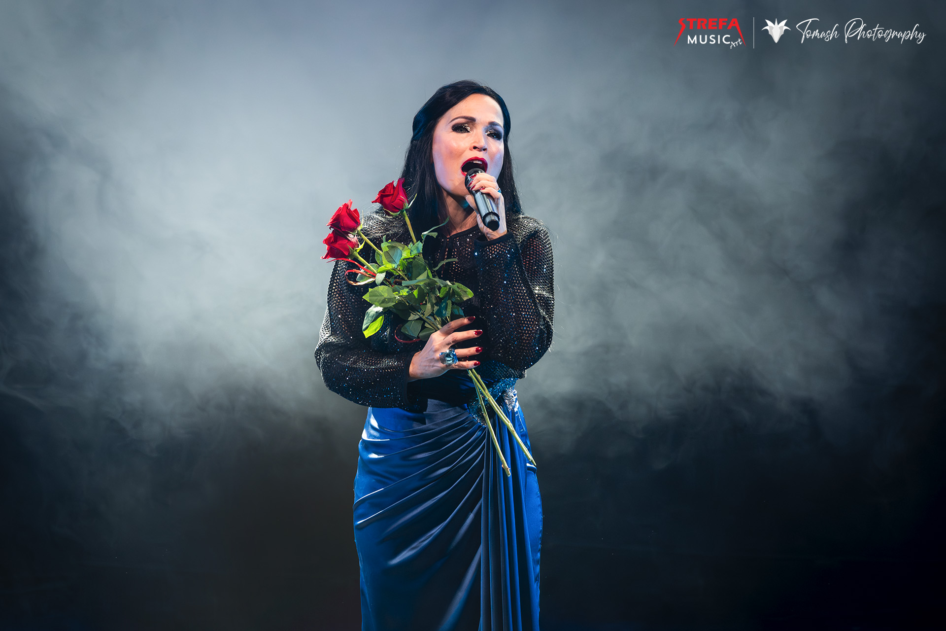 Tarja Turunen zawitała do Polski ze świątecznym repertuarem i zaśpiewała Cichą noc po polsku!