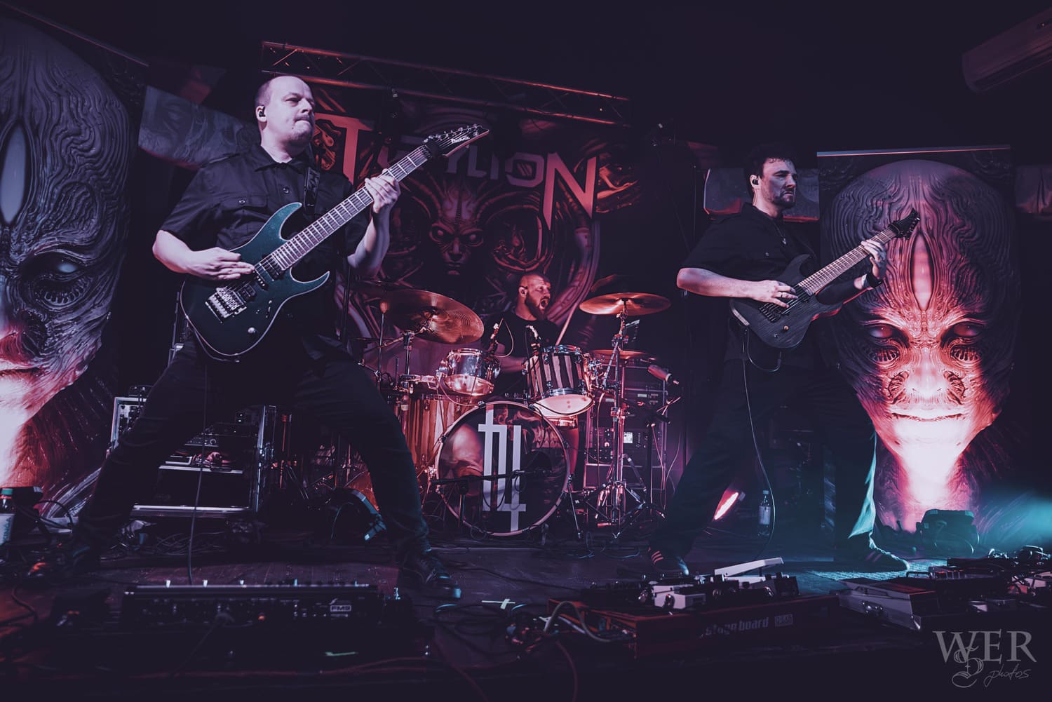 Poznańskie trio TRYLION (prog metal/djent) wypuściło koncertowy klip do jednego z pierwszych utworów zespołu!