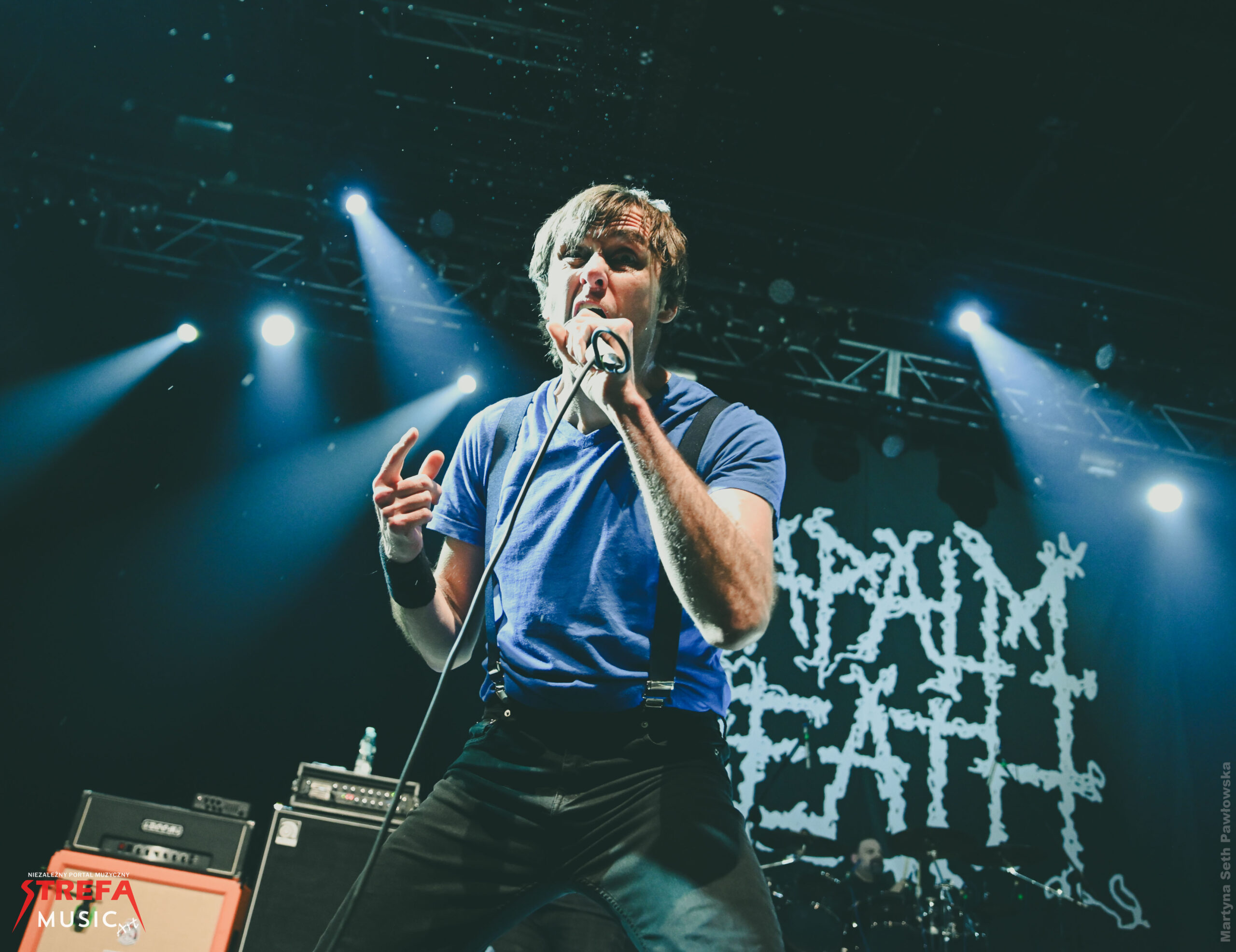 Grindcore’owa terapia uderzeniowa – Napalm Death roznieśli Progresję