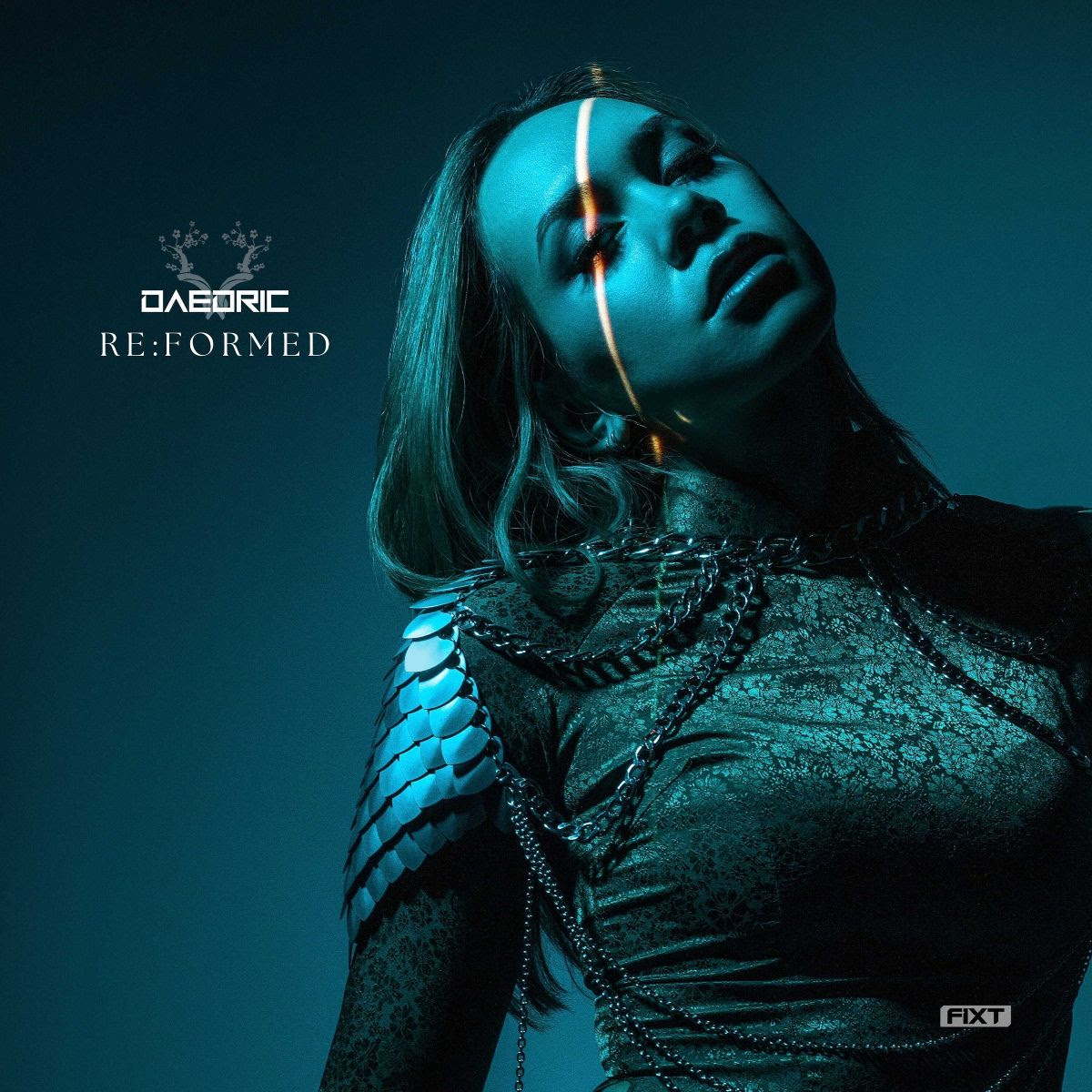 Daedric zamienia brutalność na wrażliwość w akustycznym coverze „Iridescent Wings”