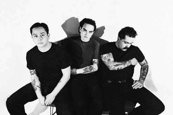 KNUMEARS UDOSTĘPNIJ NOWY SINGIEL/WIDEO „UNTITLED”