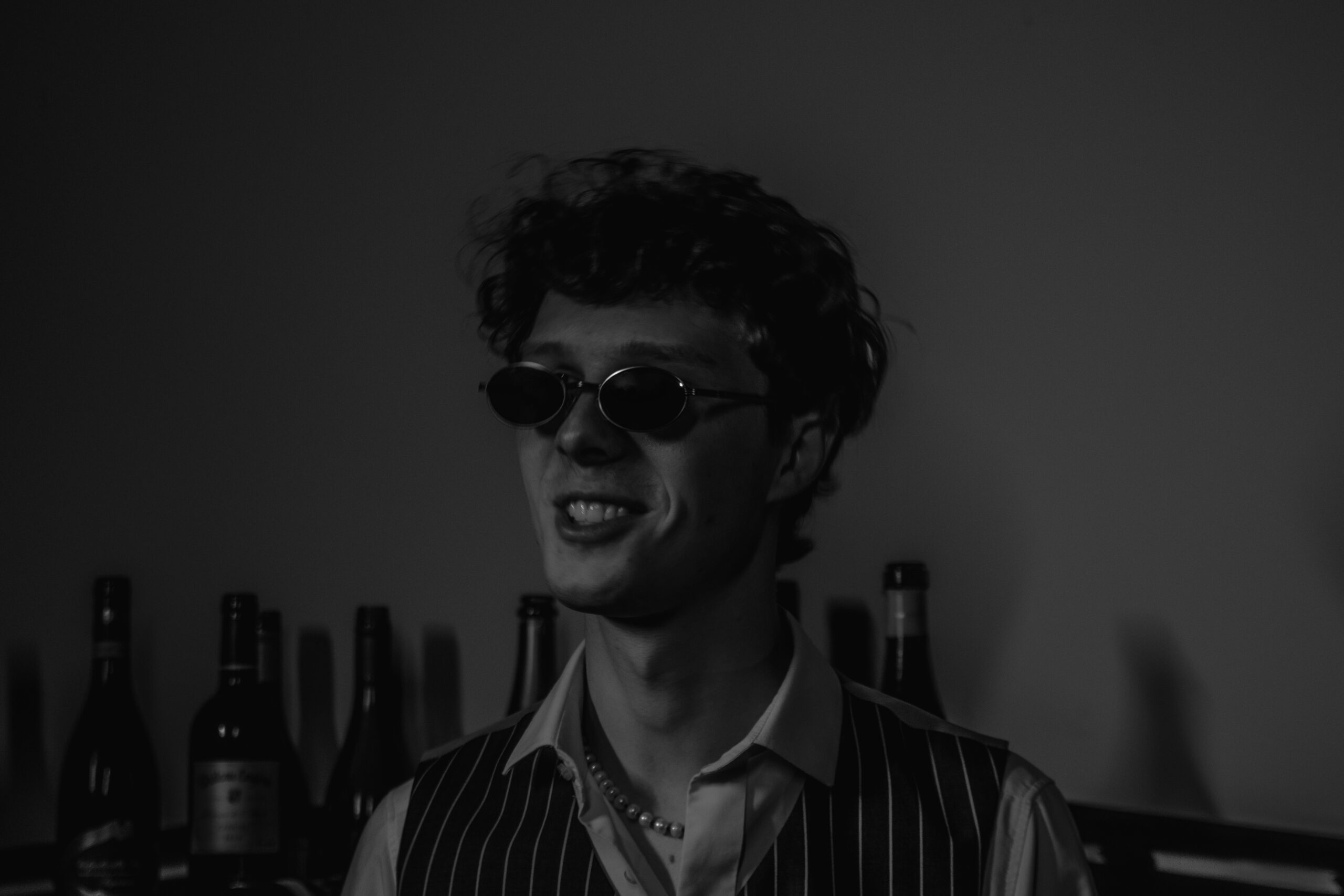 Alt-pop i r&b na debiutanckiej płycie Pianqi „Late night (talking)”