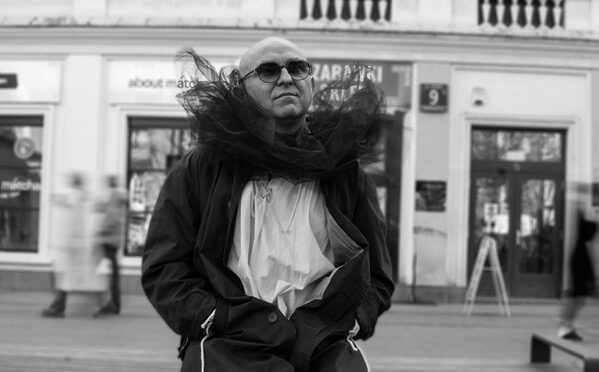 Zbyszek Dróżdż prezentuje singiel „Coś o miłości” – zapowiedź albumu „Don Kichot”