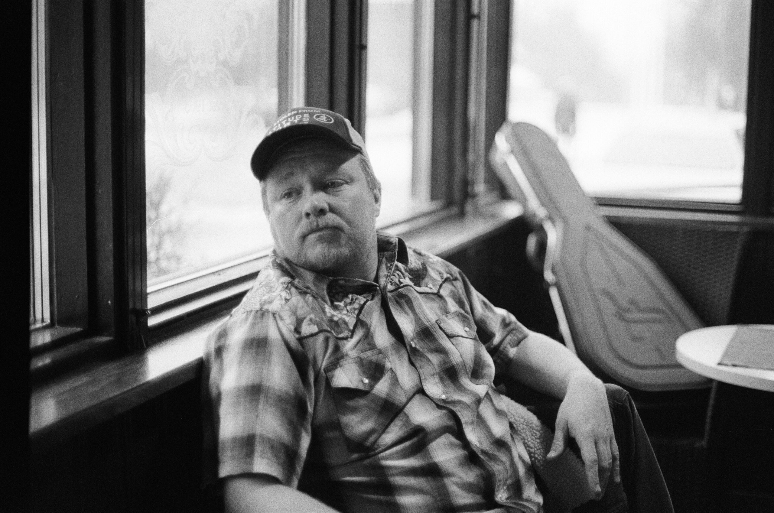 Wokalista zespołu Steve’n’Seagulls, Remmel, wydaje swoją debiutancką solową EP-kę