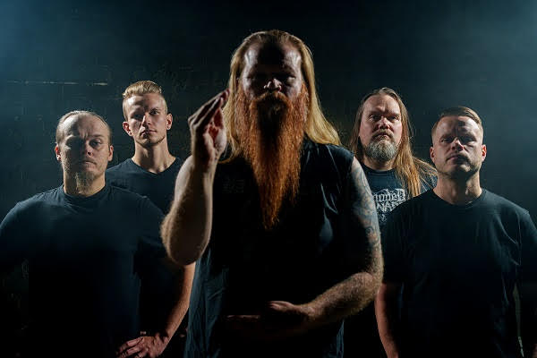 Fiński zespół grający melodyjny death/black metal Se, Josta Ei Puhuta wydał ostatni singiel z nadchodzącego czwartego albumu!