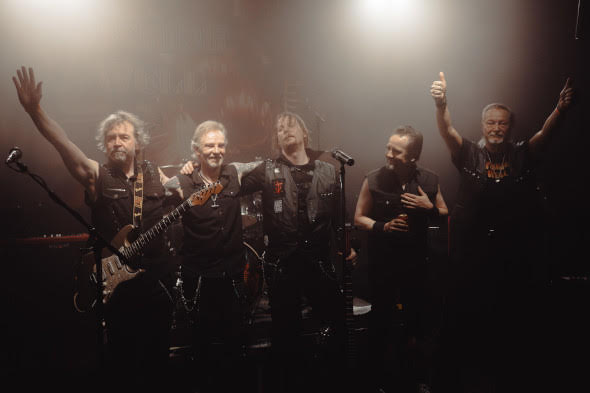 Fiński tradycyjny zespół heavymetalowy Wishing Well świętuje 10 lat istnienia teledyskiem do utworu „Train Of Thoughts”