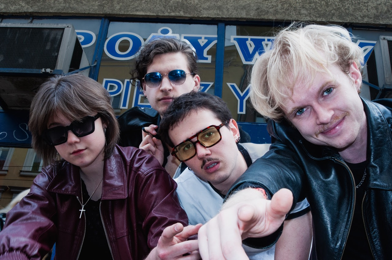 Sad Smiles wracają z „Lustrem” – pierwszą zapowiedzią nowego albumu!