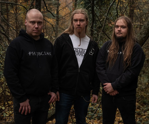 Nowy singiel i teledysk zespołu Frostbite Terror „Maan multa” to głębokie zanurzenie w fińskiej melancholii i narodową psychikę!