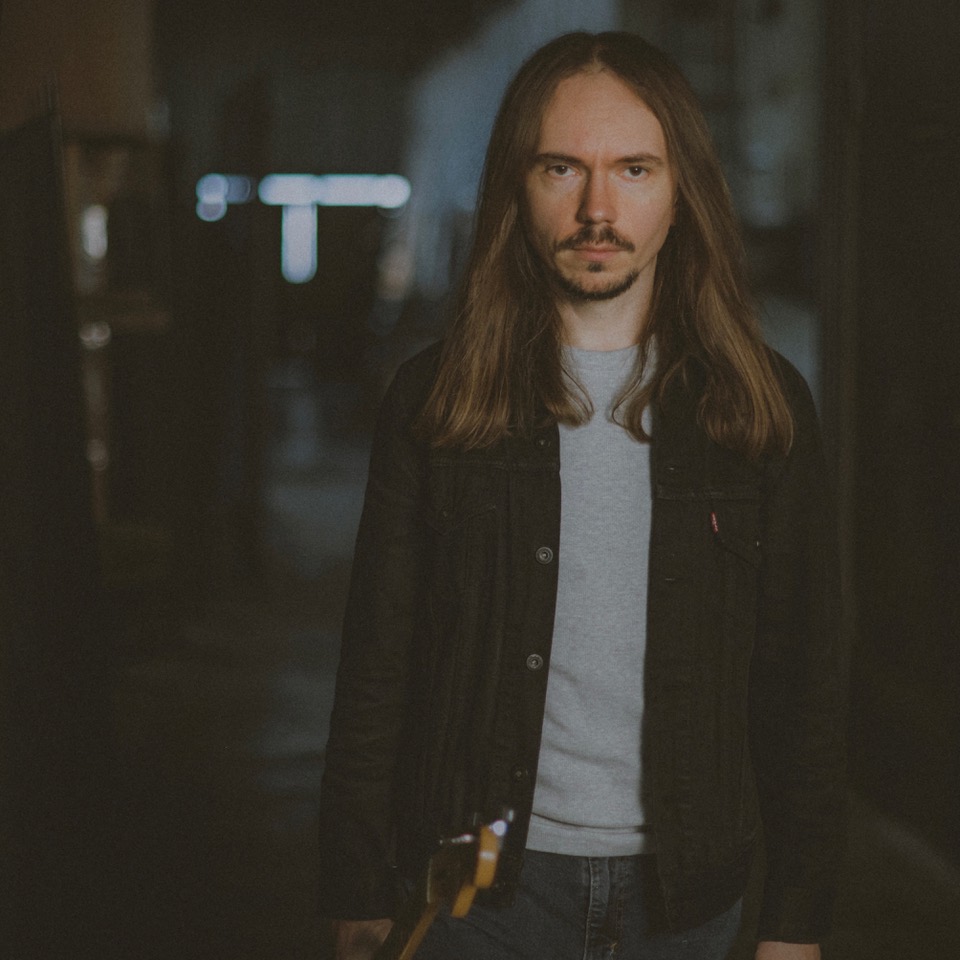 Darek Dymek. Debiutancki singiel ‘All That I Want’ zapowiada pierwszą płytę rockowego gitarzysty i wokalisty z Krakowa.