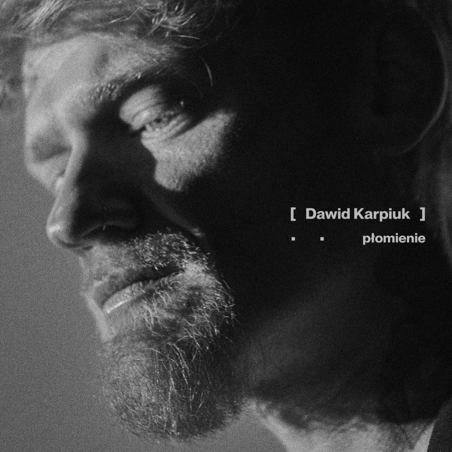 Dawid Karpiuk wraca z „Płomieniami”. Trzeci singiel zapowiadający solowy album „Kosmos”