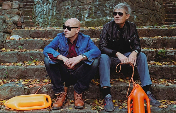 Duet KRUZOE wydał „Piotrusia Pana” z Pawłem Krawczykiem (HEY, Houk)